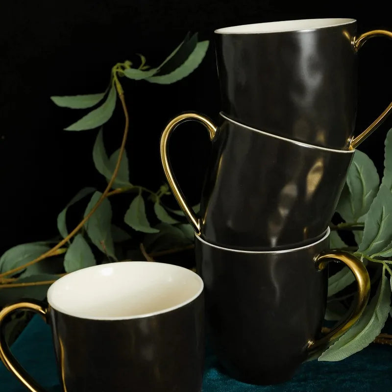 Opulent Gold Rimmed 16-Piece Dinner Set