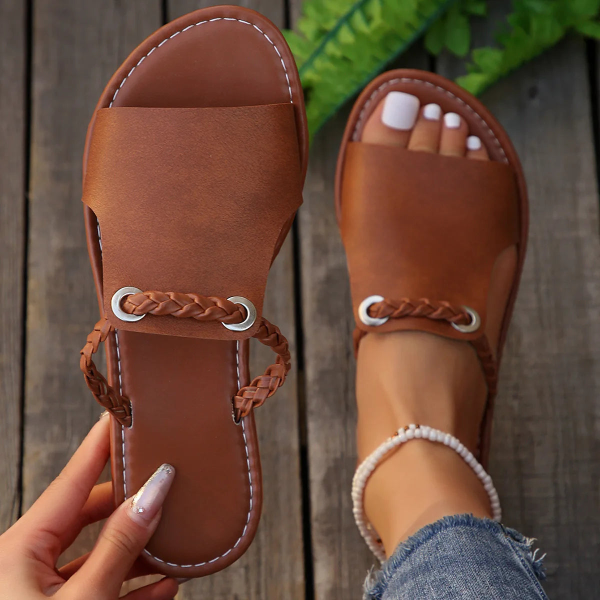 Caspia Crossband Sandal